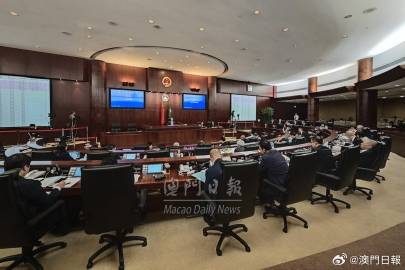 ＂澳门一肖一特一中和新澳门管家婆2025年＂的：方案优化实施_显示版3.77